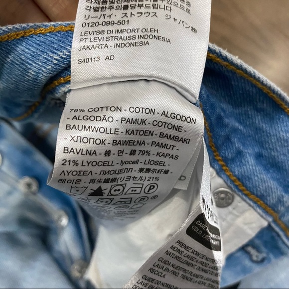 Levi's Ribcage Straight Ankle Jeans - Picture 14 of 16